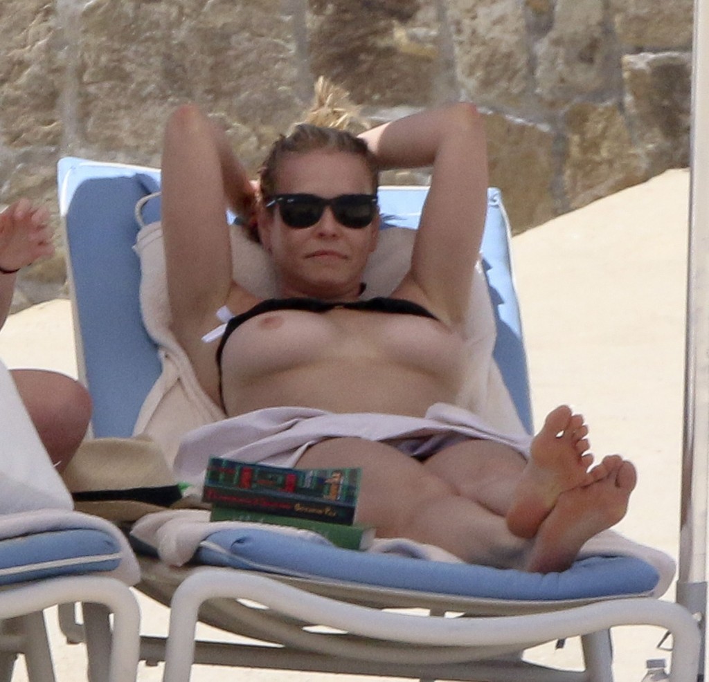 Chelsea Handler Topless 3