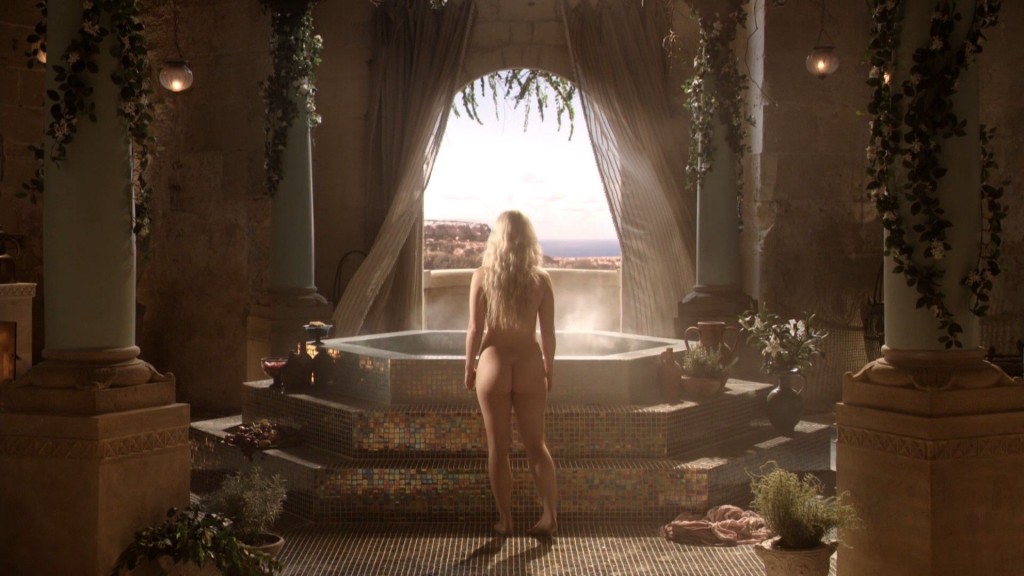 Emilia Clarke Nude 8