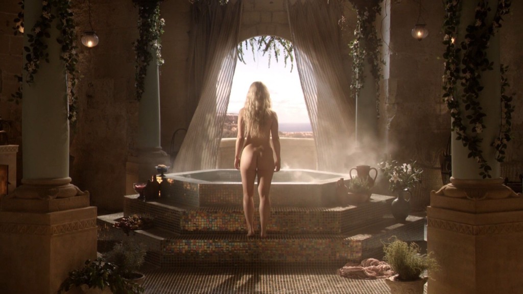 Emilia Clarke Nude 9