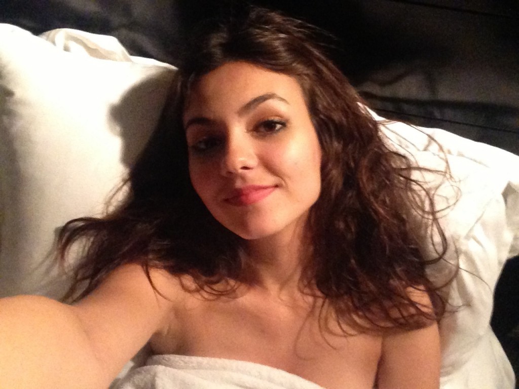 Victoria Justice Naked 02