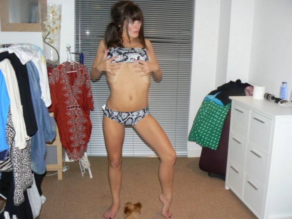 Loui Batley Naked Leaked 03