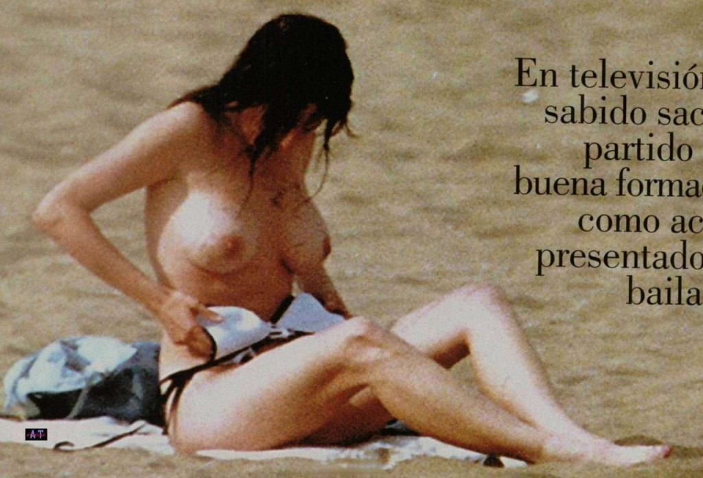 Beatriz Rico Topless 04