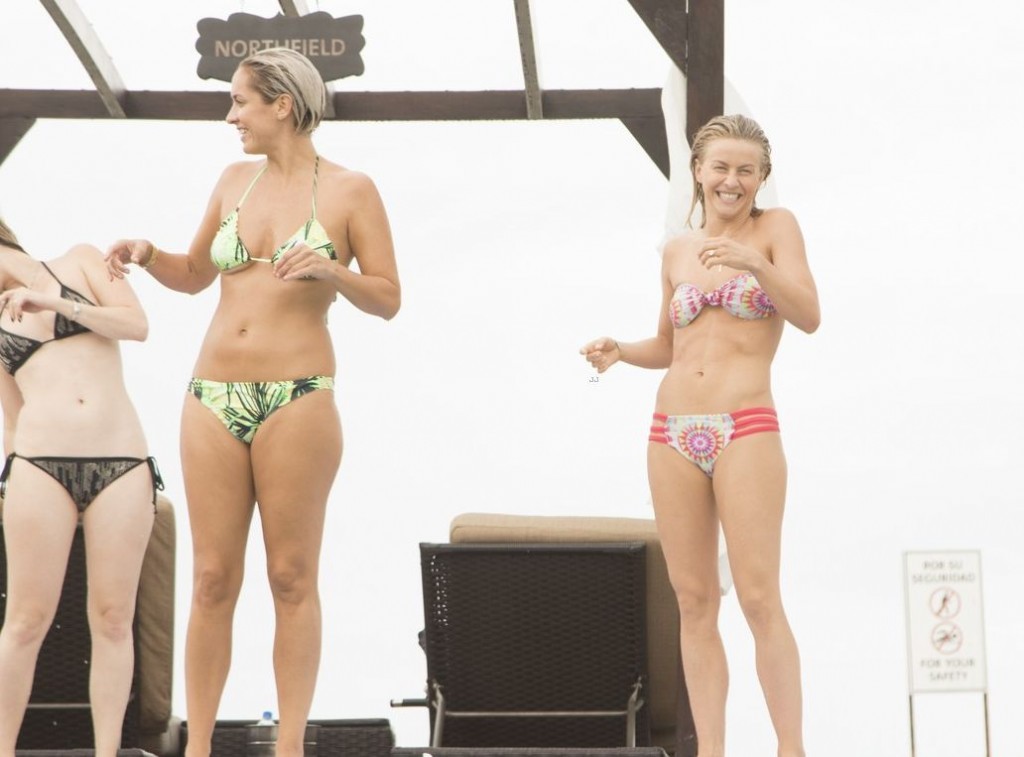 Julianne-Hough-in-a-Bikini-4