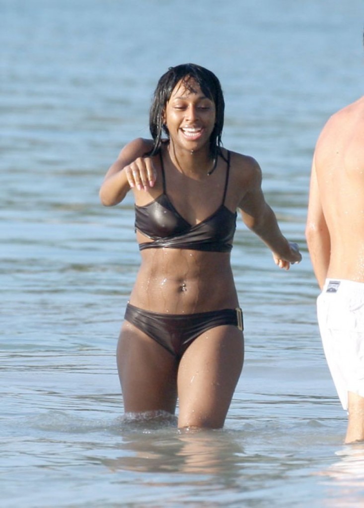 Alexandra-Burke-in-Black-Bikini--01