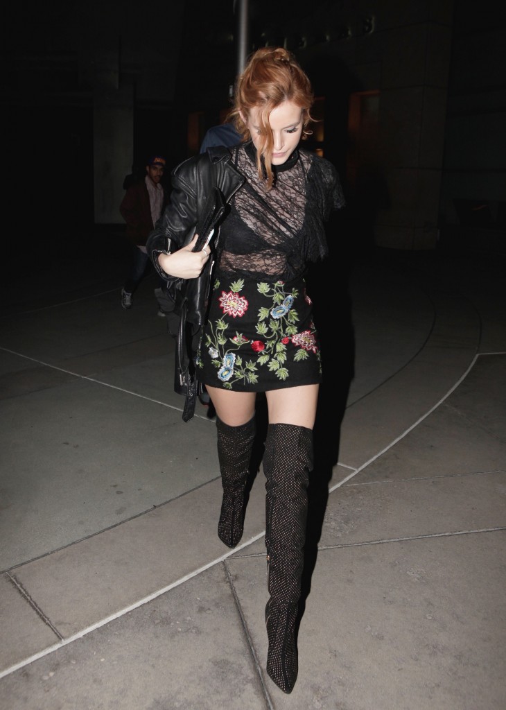 Bella-Thorne-See-Through-5