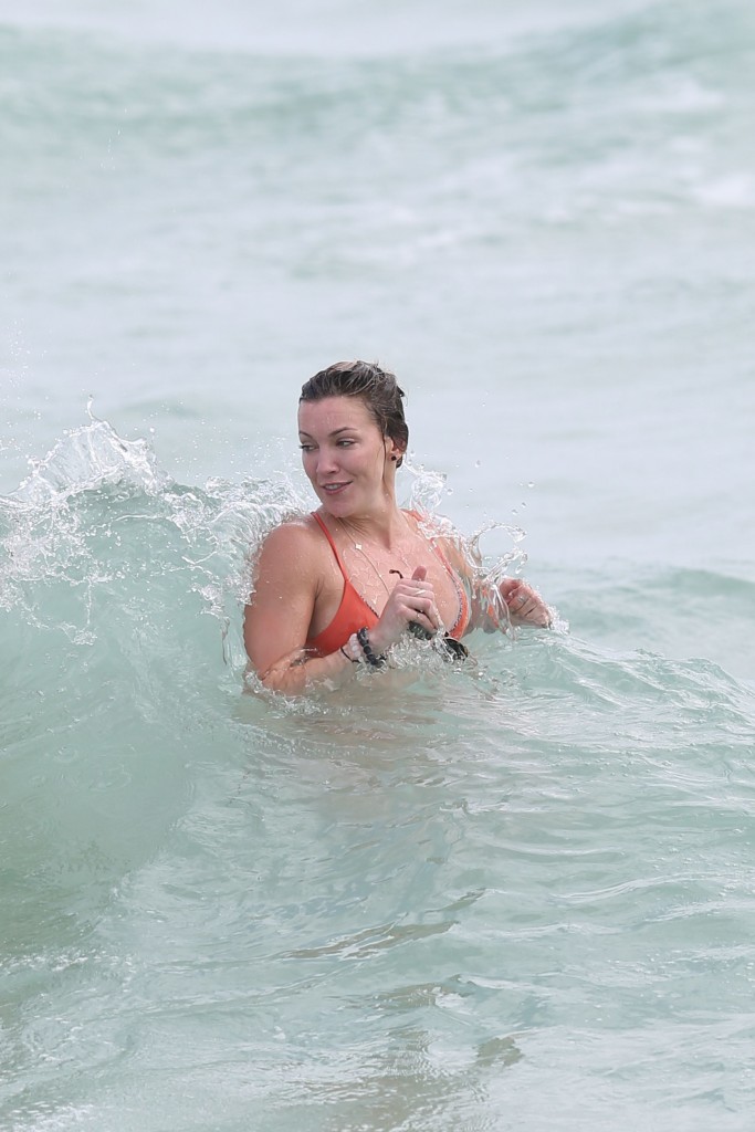 Katie-Cassidy-Bikini-27