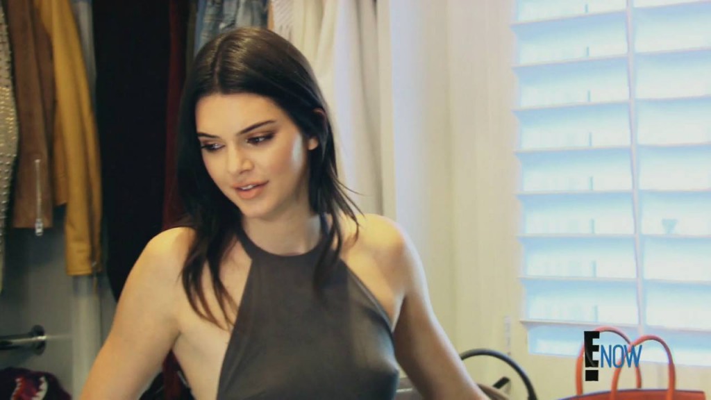 Kendall-Jenner-Braless-3