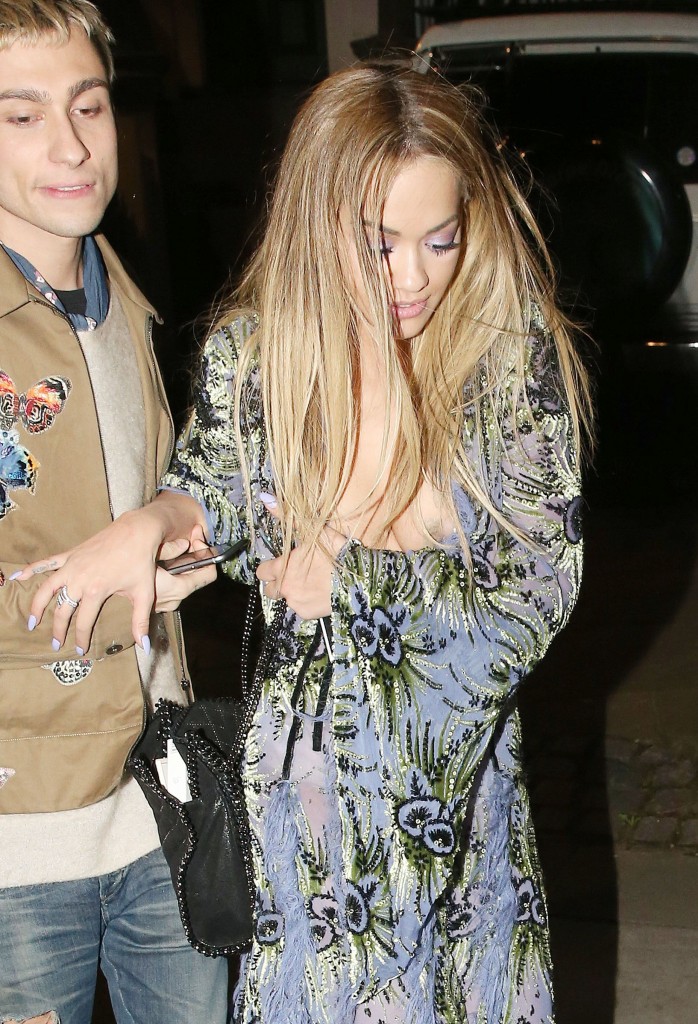 Rita-Ora-Nipple-Slip-18