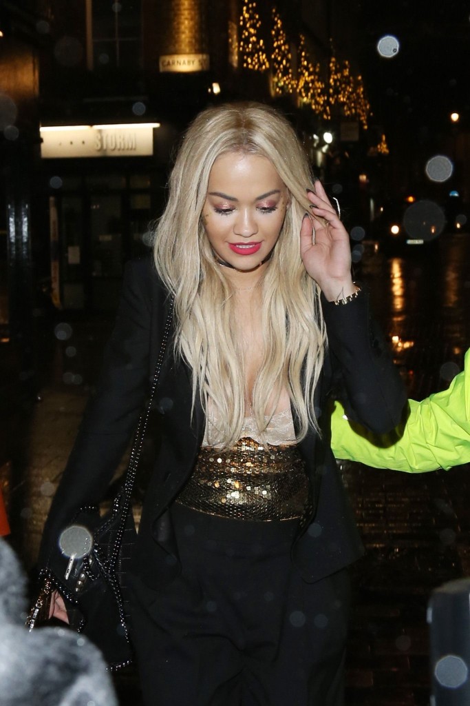 Rita-Ora-Sexy-108