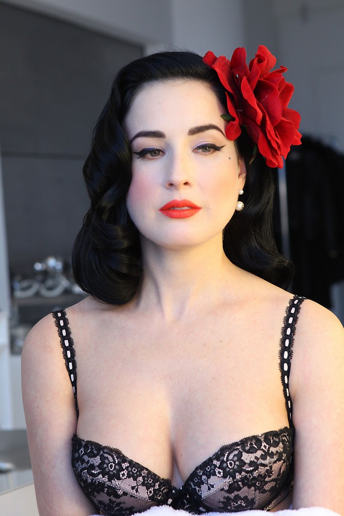 Dita-Von-Teese-Sexy-101