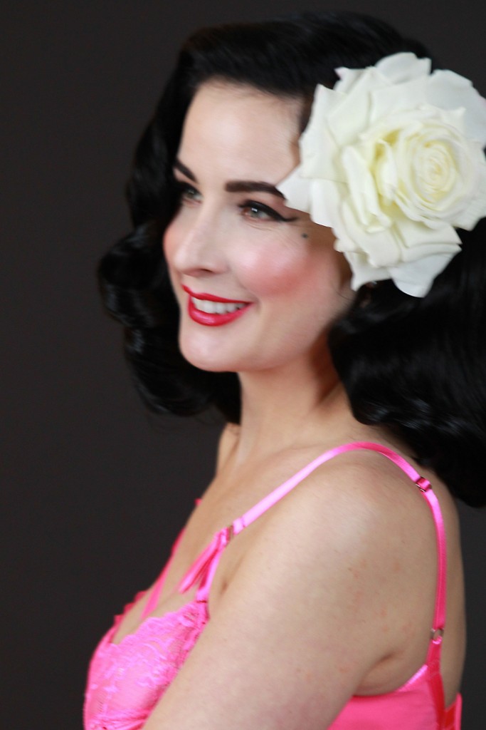 Dita-Von-Teese-Sexy-29