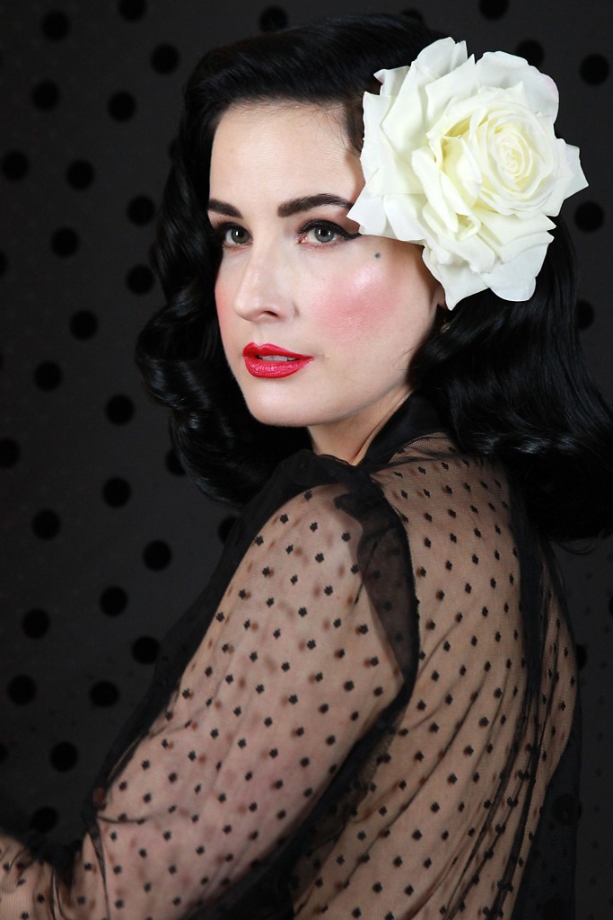 Dita-Von-Teese-Sexy-43