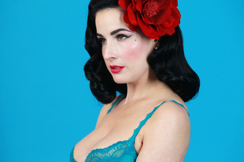 Dita-Von-Teese-Sexy-7