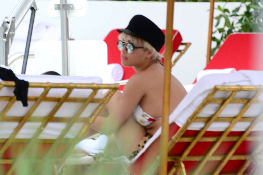 Rita-Ora-in-a-Bikini-54