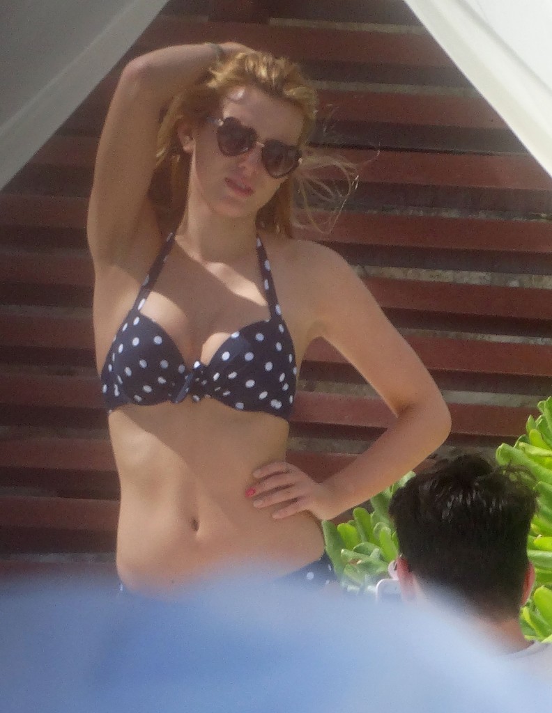 Bella-Thorne-in-Bikini-28