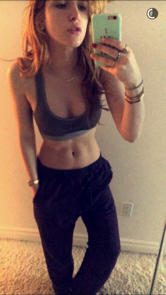 Bella-Thorne-in-a-Sports-Bra-2