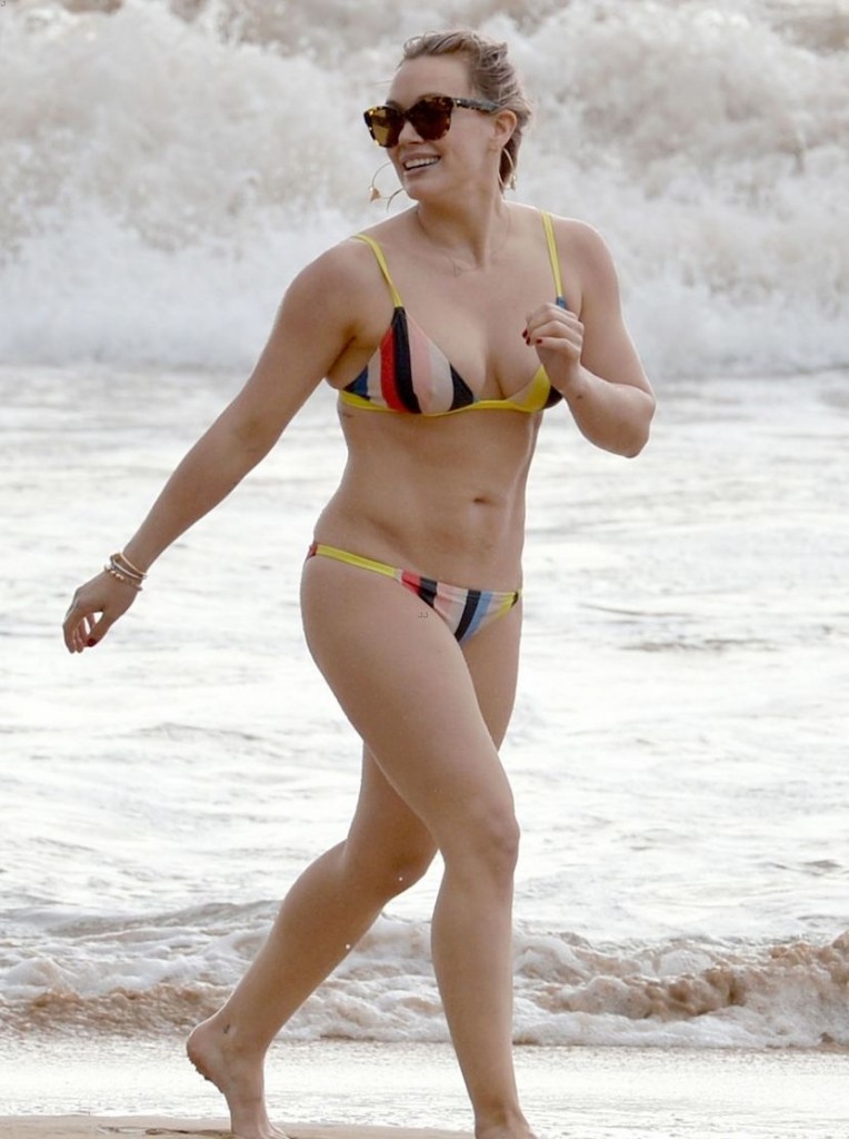 Hilary-Duff-Bikini-7