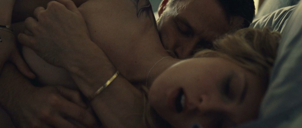 Evelyne Brochu Nude 3