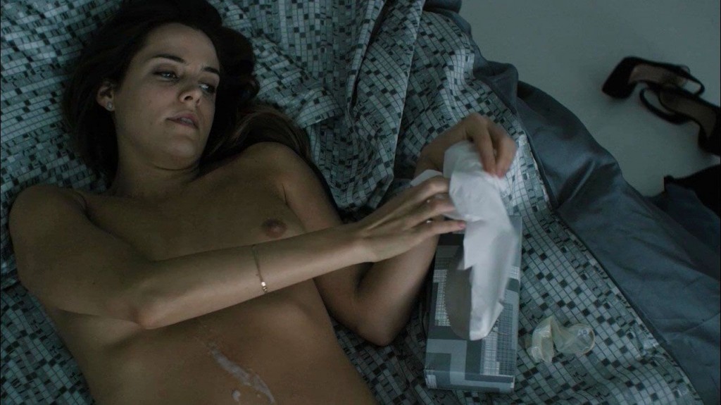 Riley Keough Nude 5