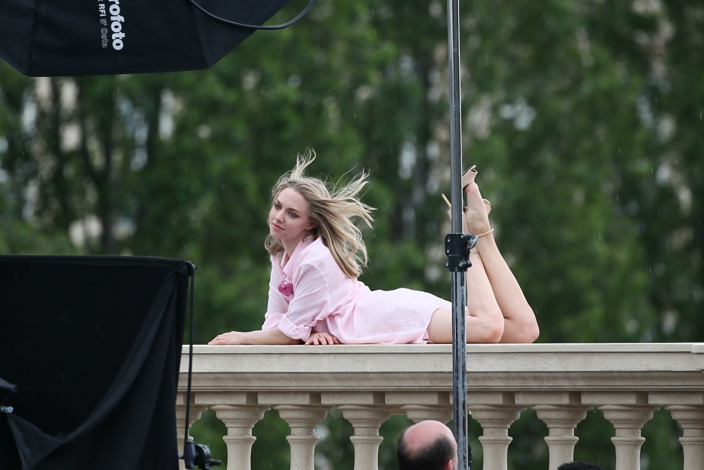 Amanda Seyfried Upskirt 56