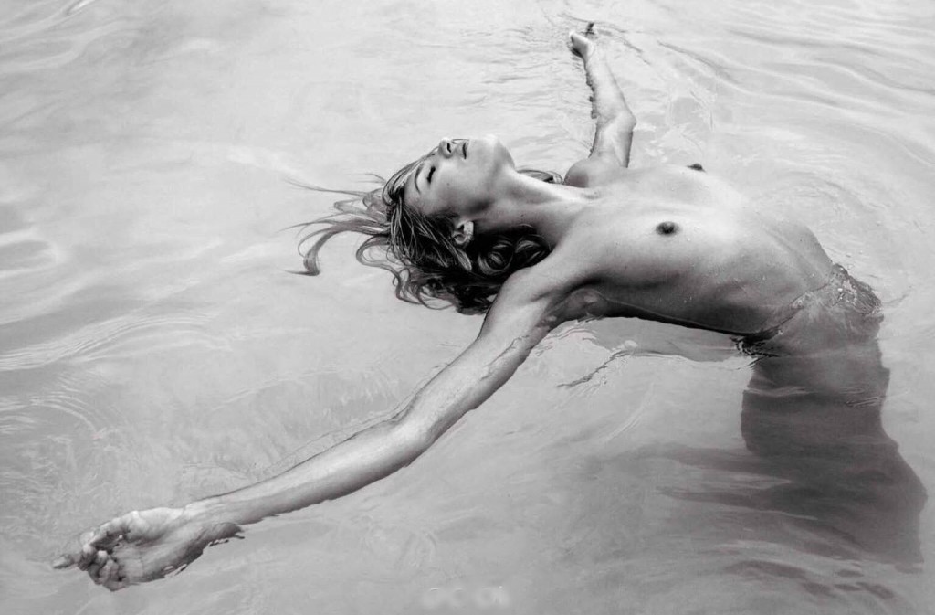 Candice Swanepoel Nude 6