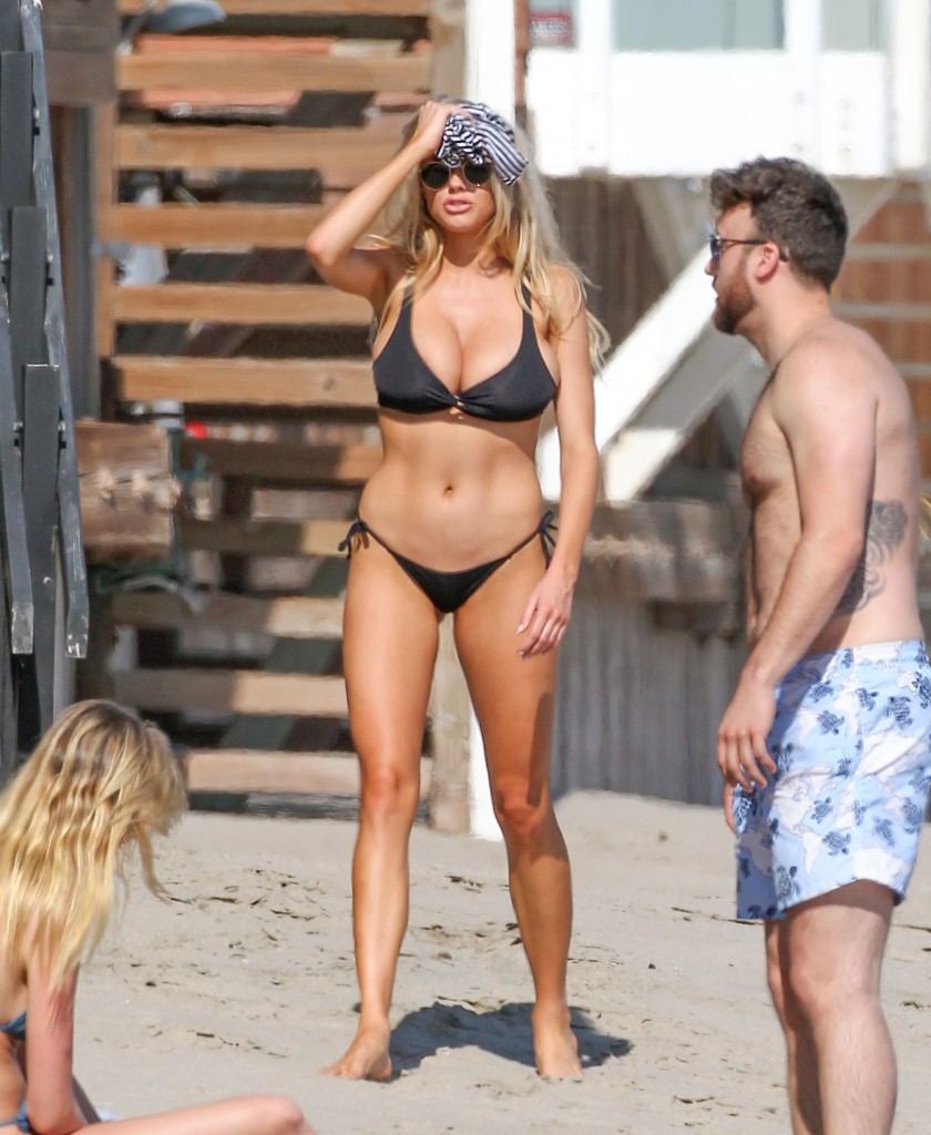 Charlotte McKinney Sexy 66