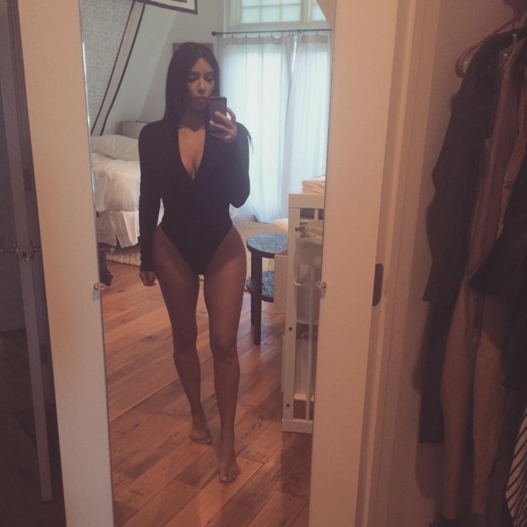 Kim Kardashian Selfies 1