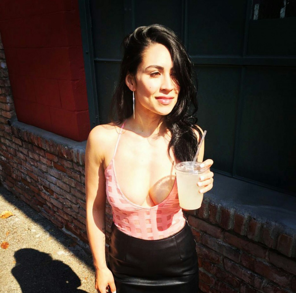 Cassie Steele Sexy 3