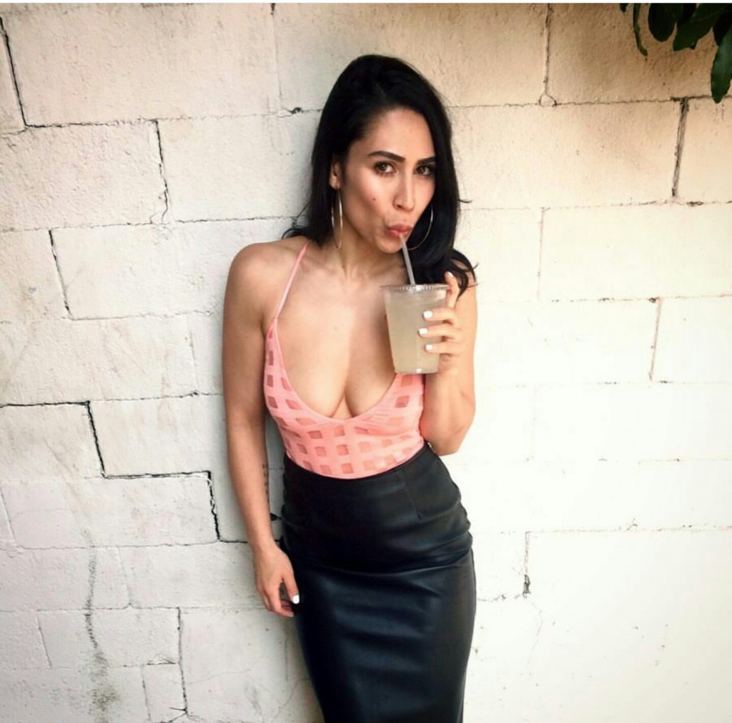 Cassie Steele Sexy 4