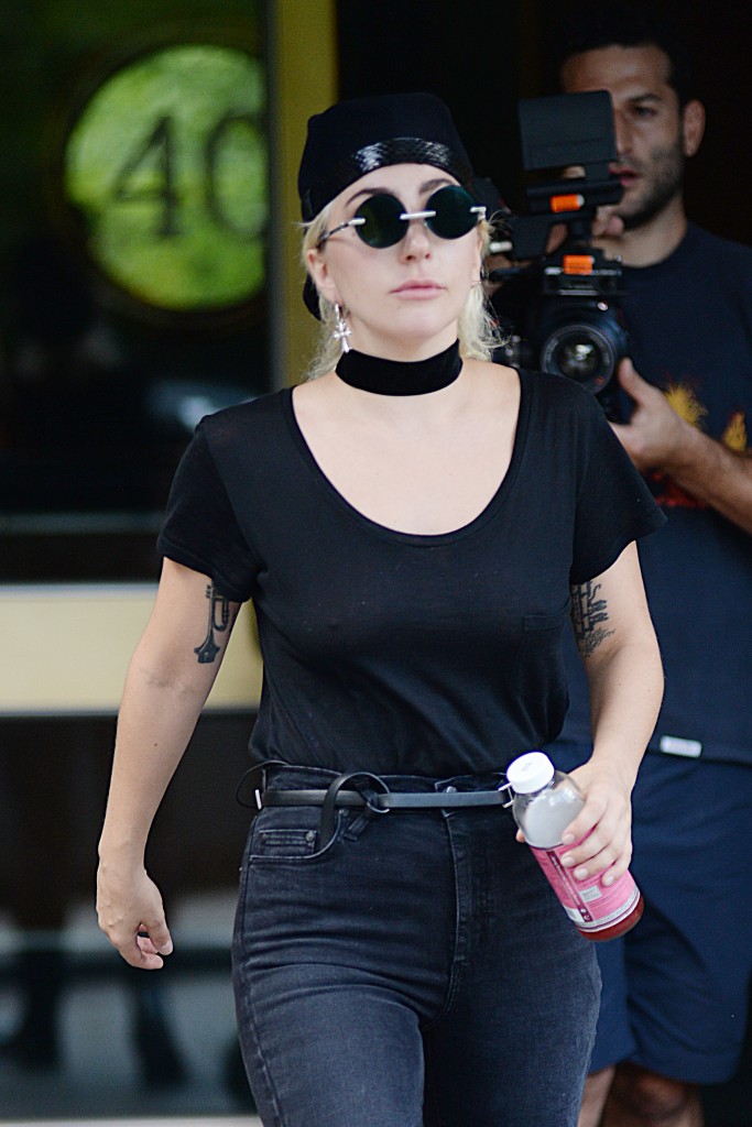 Lady Gaga Braless Pics 2