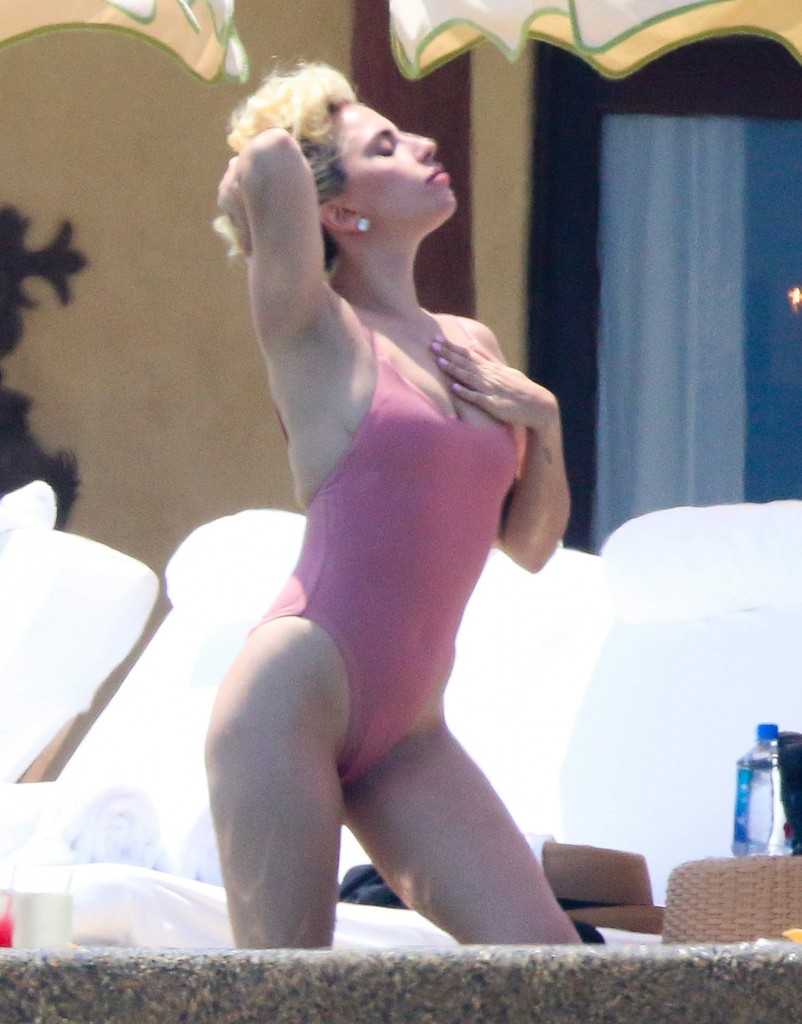 Lady Gaga Sexy 44
