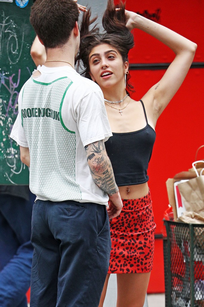 Lourdes Leon Pokies 1