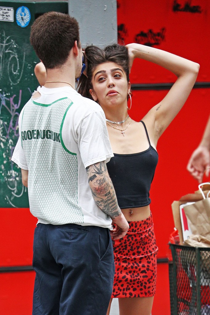 Lourdes Leon Pokies 3