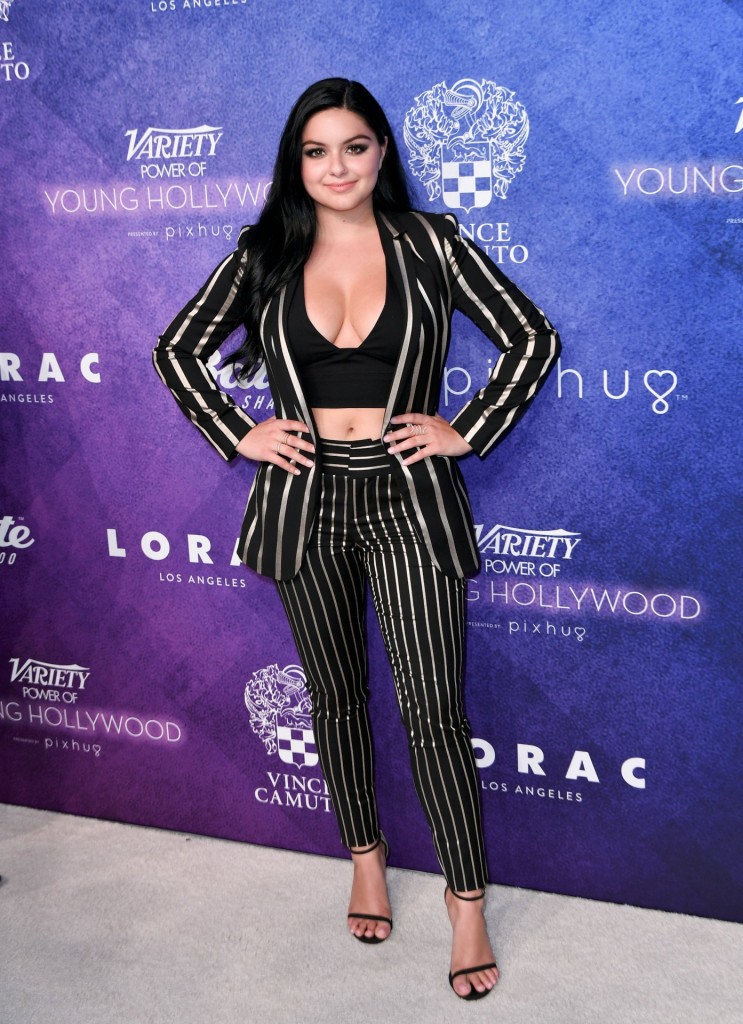 Ariel Winter Cleavage 6