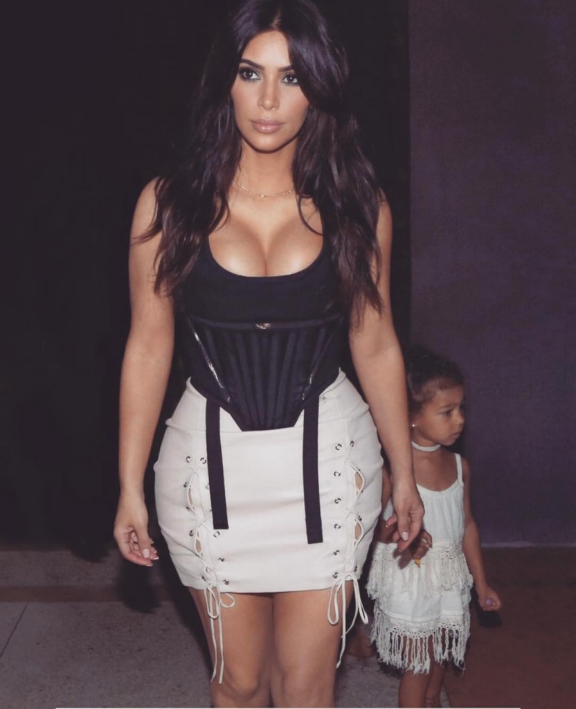 Kim Kardashian -79,9m