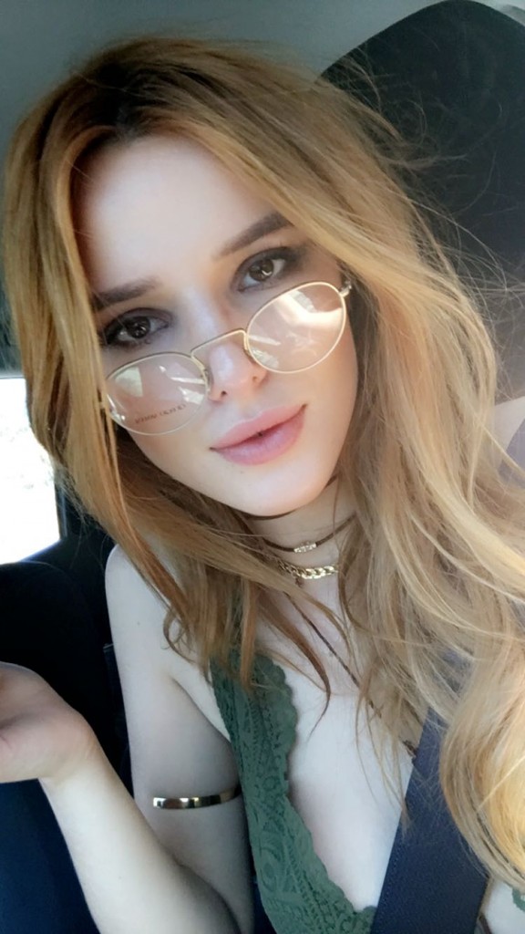 Bella Thorne Sexy 5