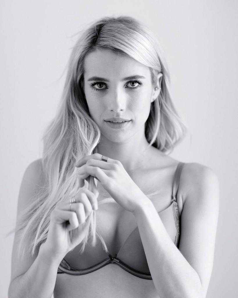 Emma Roberts Sexy 14