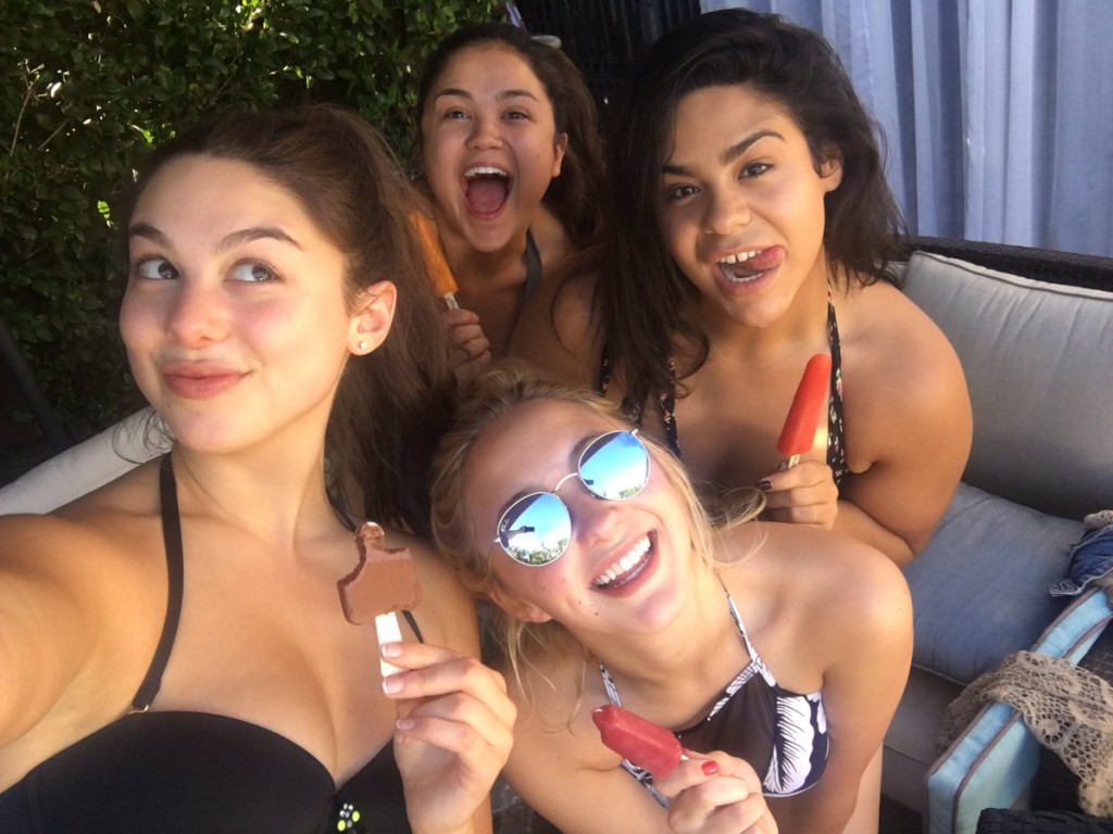 Kira Kosarin Sexy 4