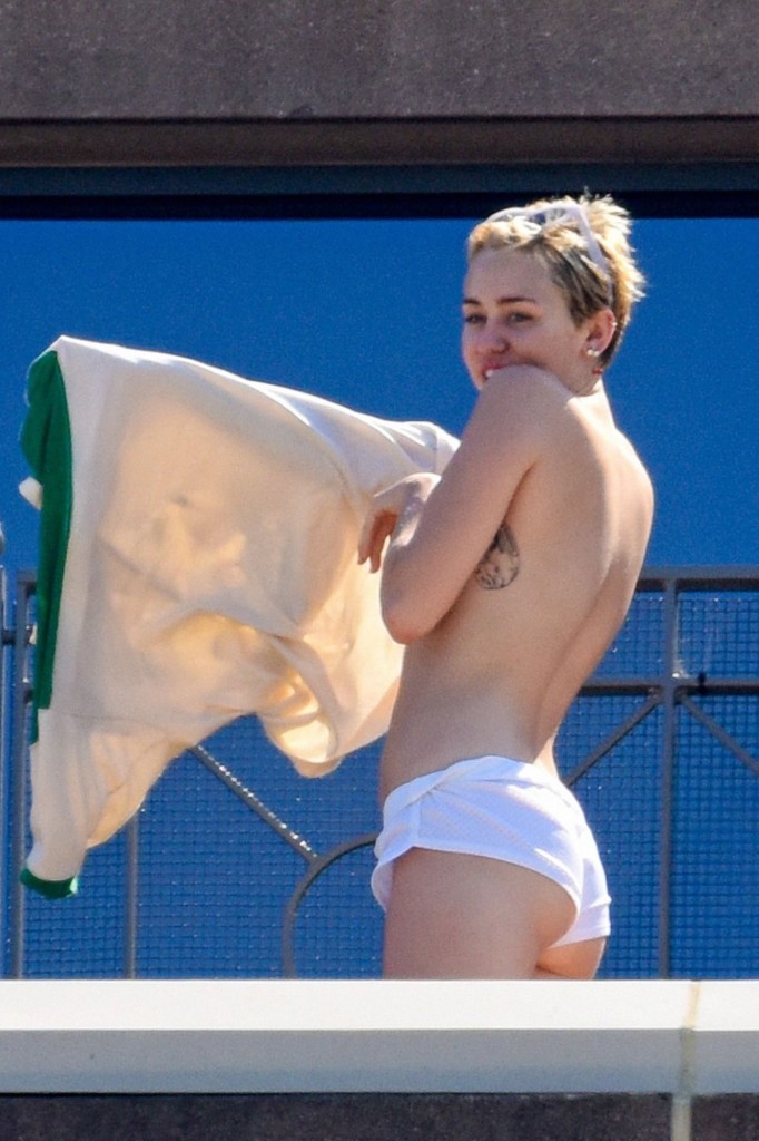 Miley Cyrus Topless  1