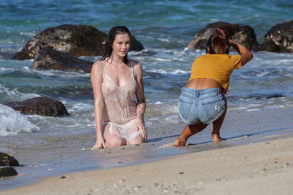 Ireland Baldwin Sexy 5