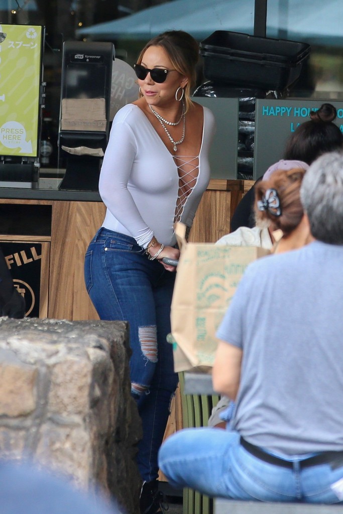 Mariah Carey Braless 8