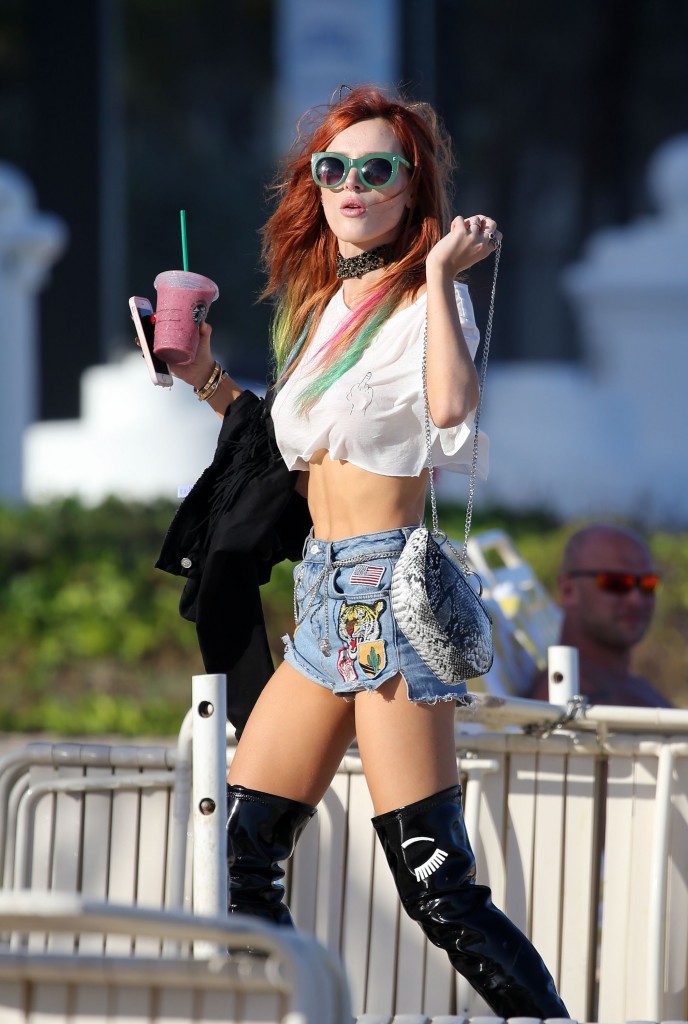 Bella Thorne Underboob New 7