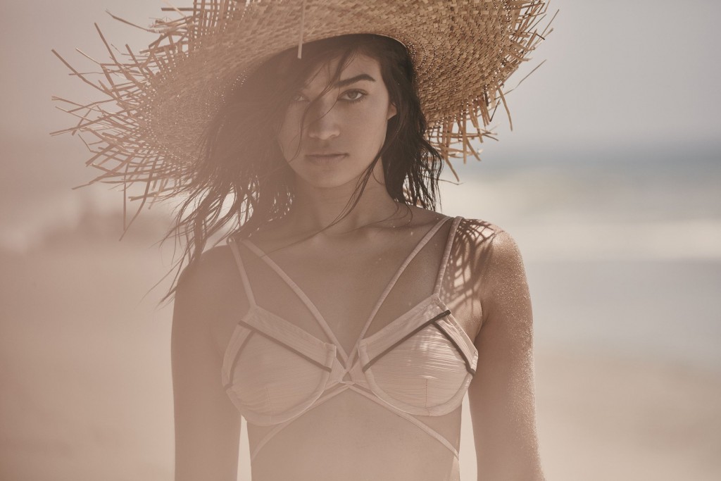 Shanina Shaik Sexy Topless 39