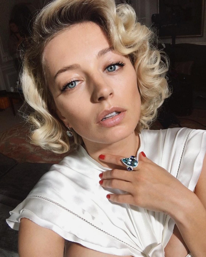 Caroline Vreeland Sexy 17