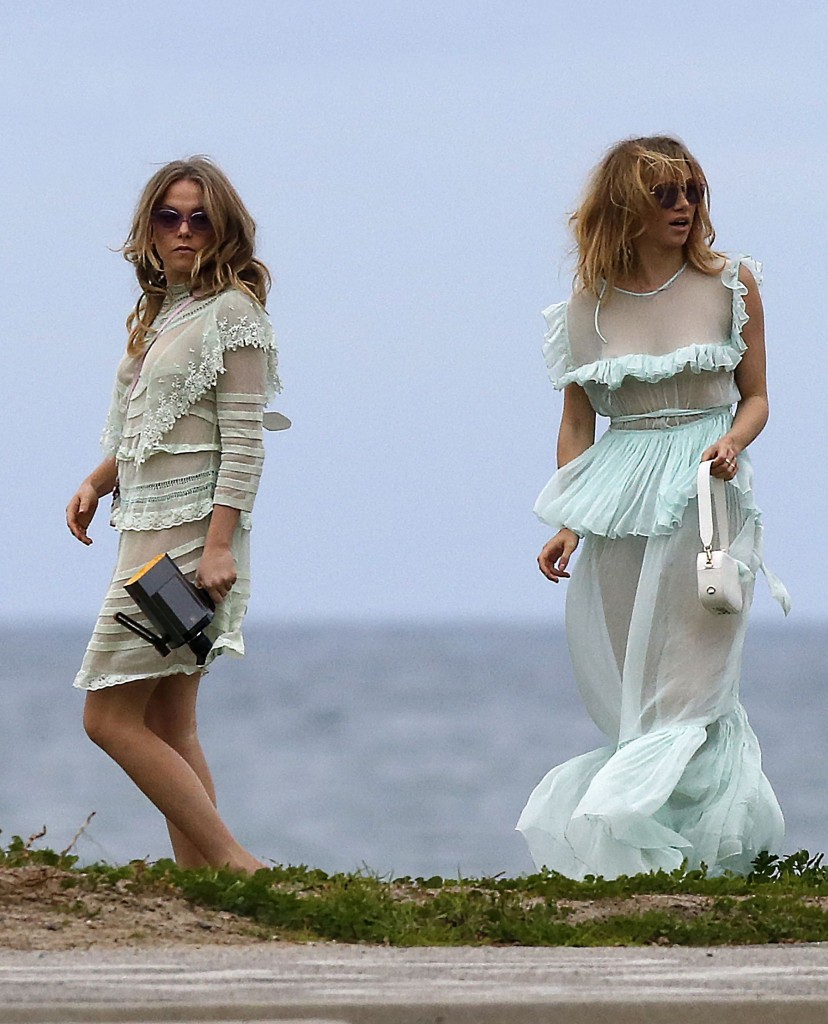 Suki Waterhouse See Through 7