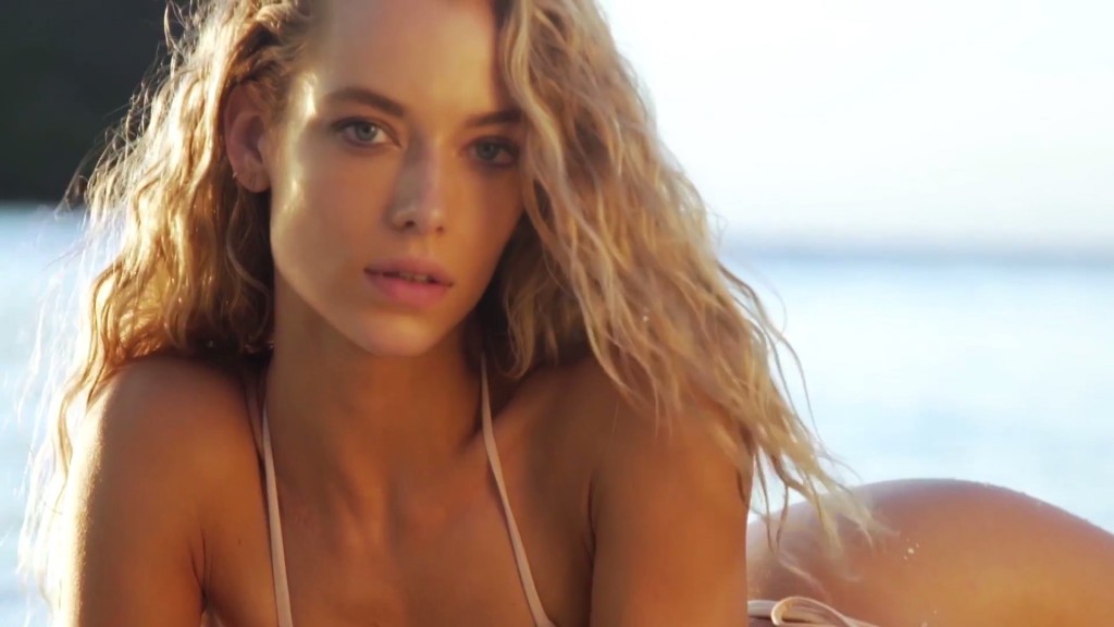 Hannah Ferguson Sexy Topless 36