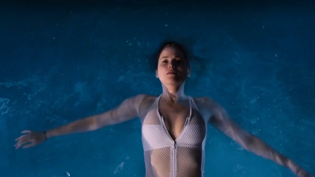 Jennifer Lawrence Sexy 15